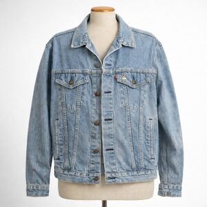 Vtg 80s Levis 71506-0216 Blue Denim Trucker Jean Jacket Light Wash Mens 40L USA